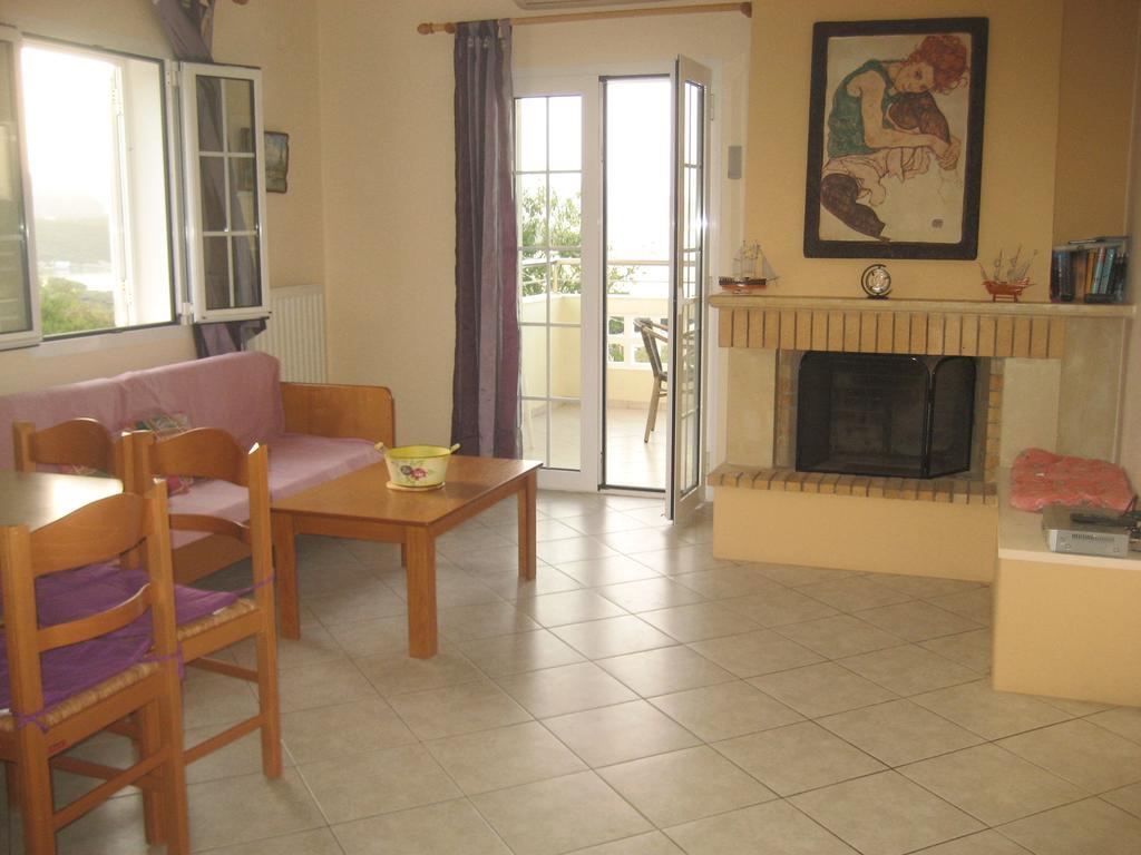 Stelios Apartments Istro Luaran gambar