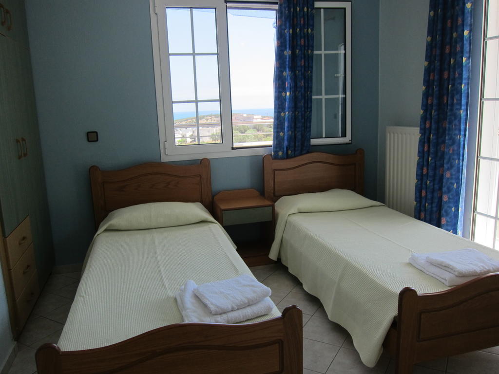 Stelios Apartments Istro Bilik gambar