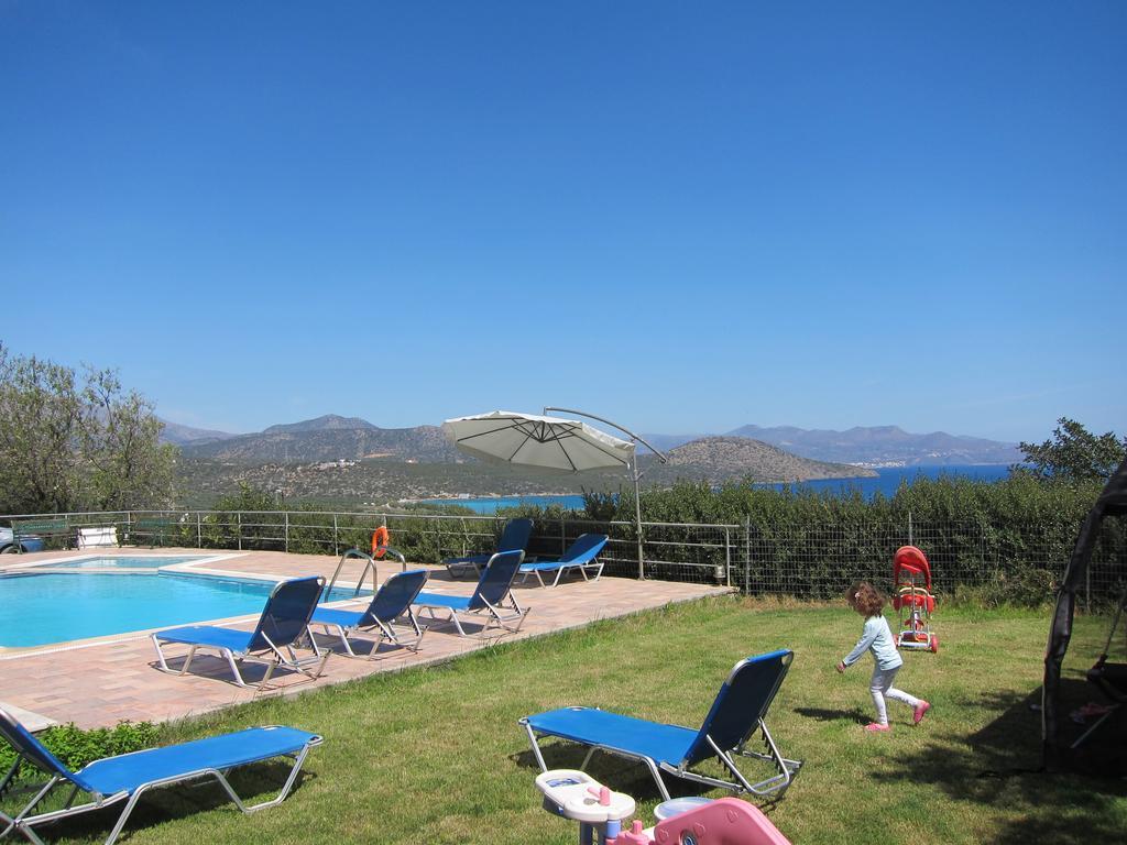 Stelios Apartments Istro Luaran gambar
