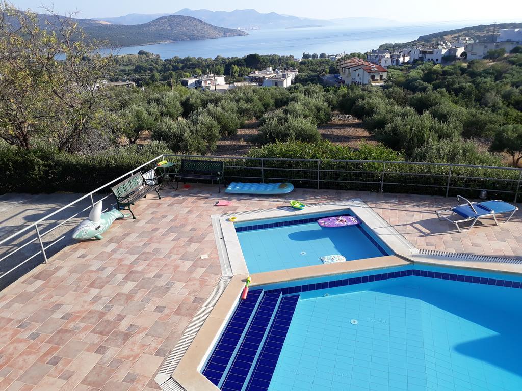Stelios Apartments Istro Luaran gambar