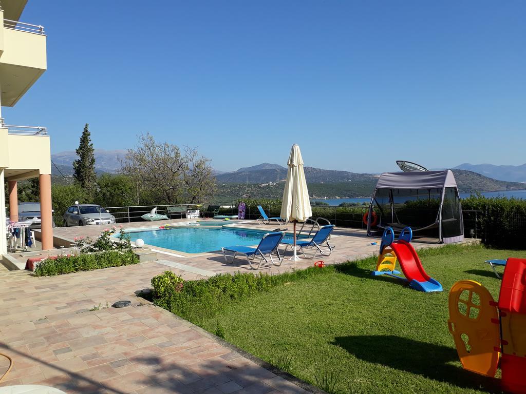 Stelios Apartments Istro Luaran gambar